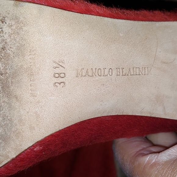 MANOLO BLANIK EUC red ponyhair booties - Picture 7 of 9